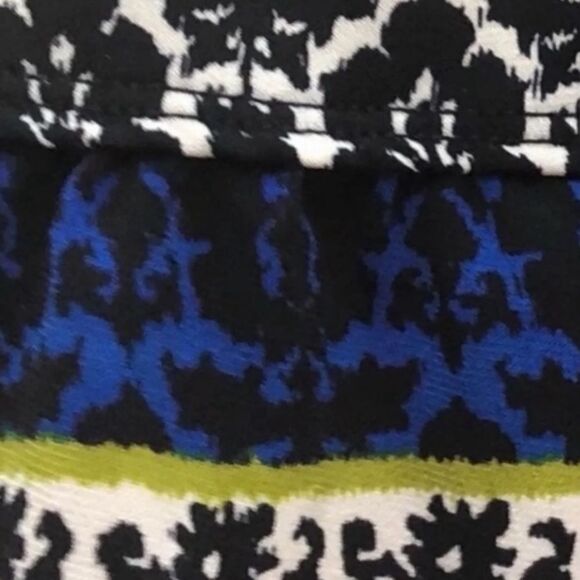 Max Studio Bottom Ruffle Skater Skirt Flattering Slimming Casual - Picture 4 of 6